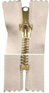 Kovový zip, nedělitelný, silný - 30cm - bílý - Koh-i-noor - BALENÍ 10 ks