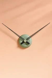 Designové nástěnné hodiny Karlsson KA5838GR