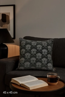 BePureHome Vintage Floral Velours – dekorativní polštář 48 × 48 cm